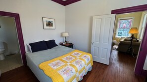 2 bedrooms, desk, free WiFi, bed sheets