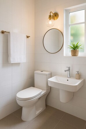 샤워 시설, 슬리퍼, 비누, 화장지