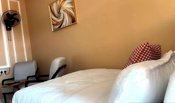 Noaz Hotel - Kampala