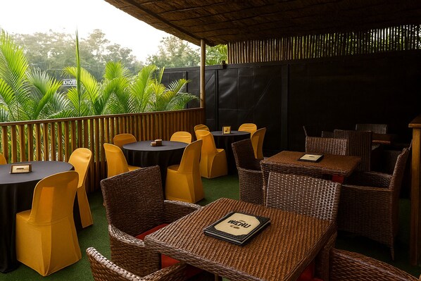 Restaurant - Noaz Hotel  (Kampala)