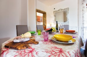 Dining - Villa Eugenie with pool (Sardegna)