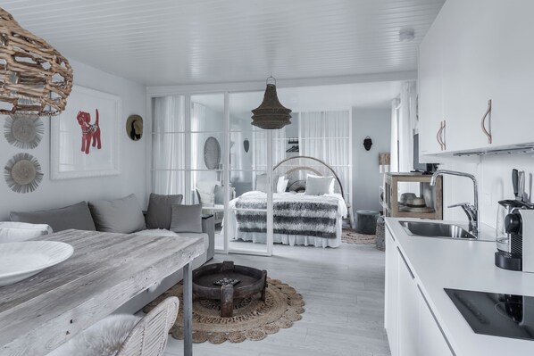 9 habitaciones, wifi y ropa de cama 