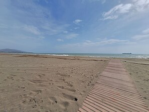 Vlak bij het strand