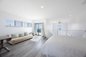 2 habitaciones, tabla de planchar con plancha y cuna de viaje