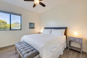 2 quartos, berço de viagem, Wi-Fi de cortesia, roupa de cama