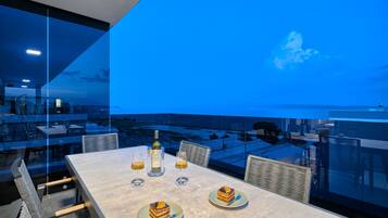 Luxury Penthouse, Sea View | Balcony