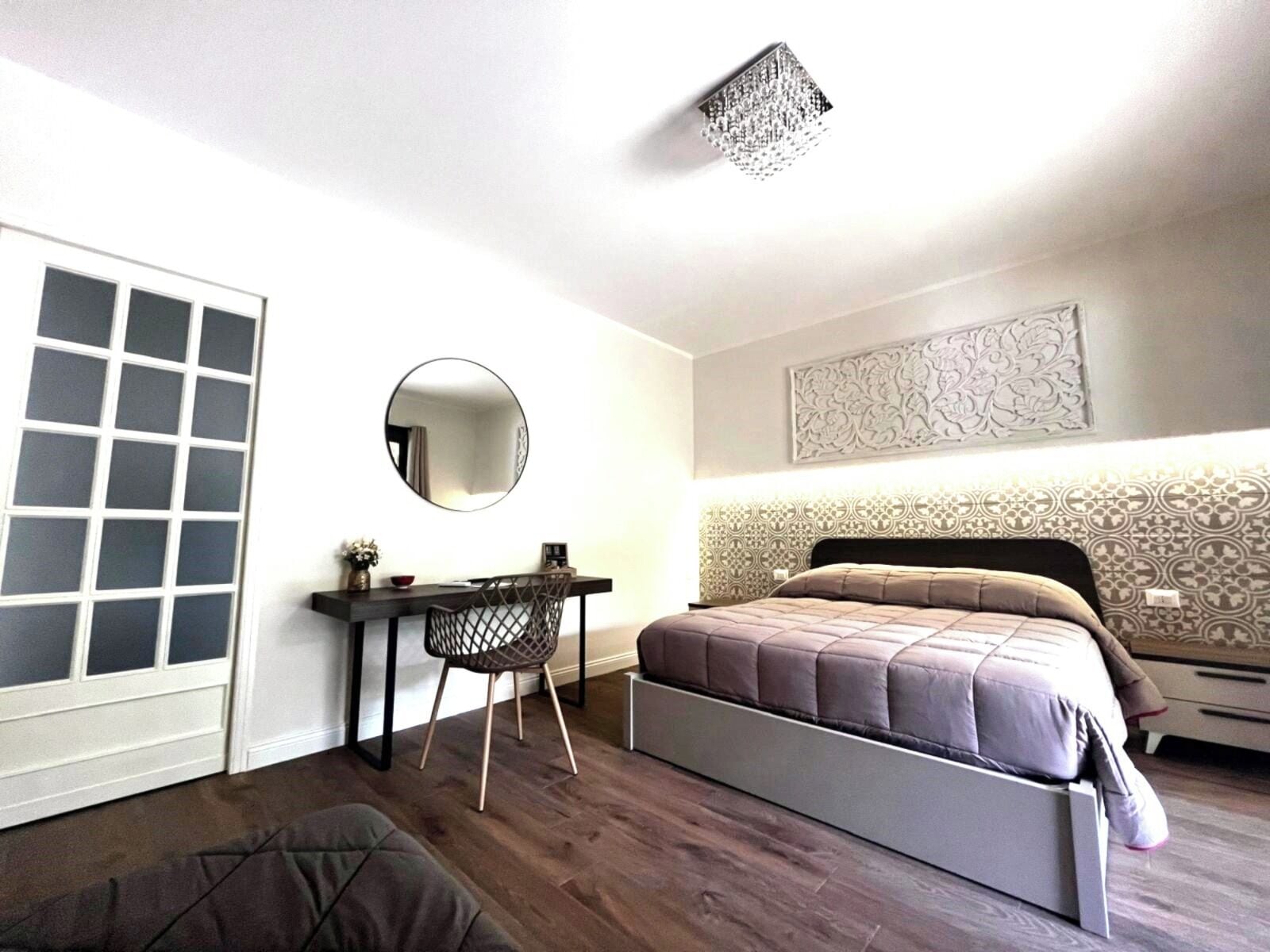 3 bedrooms, travel cot, WiFi, bed sheets