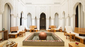 Dampfbad, Türkisches Bad/Hamam, Körperbehandlungen, Aromatherapie
