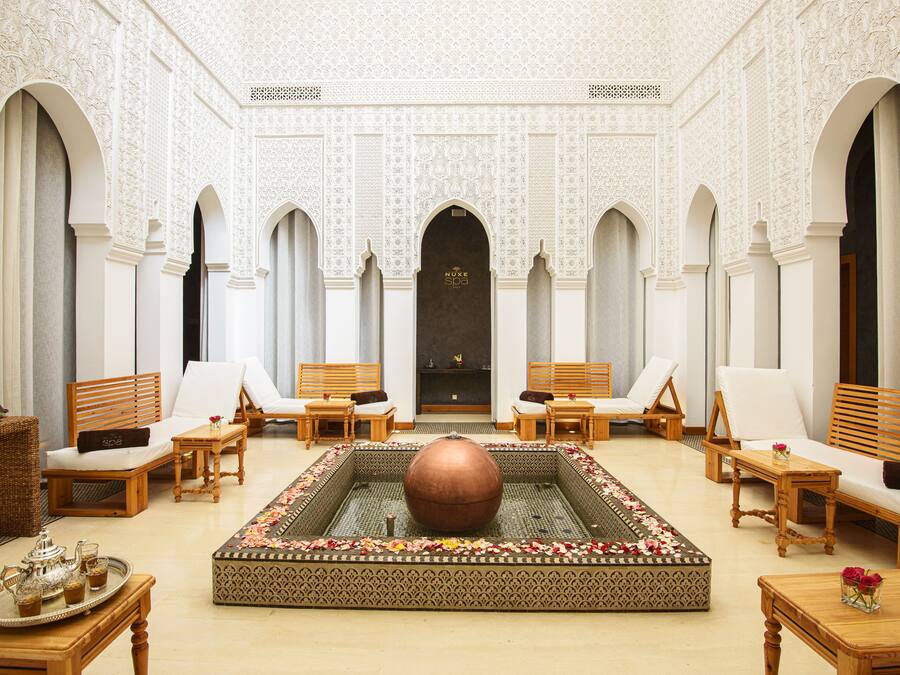 Sauna a vapor, banho turco/hammam, tratamentos corporais, aromaterapia