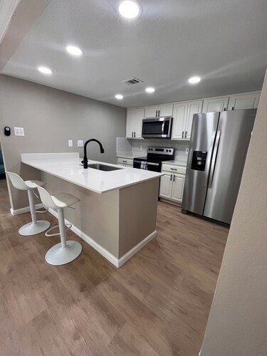 Mid-Century Modern ATX Condo  near South Congress