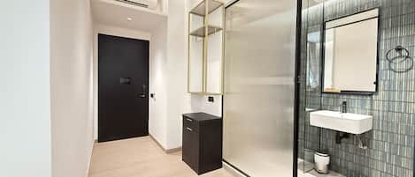 Superior Double Room | Desk, laptop workspace, free WiFi