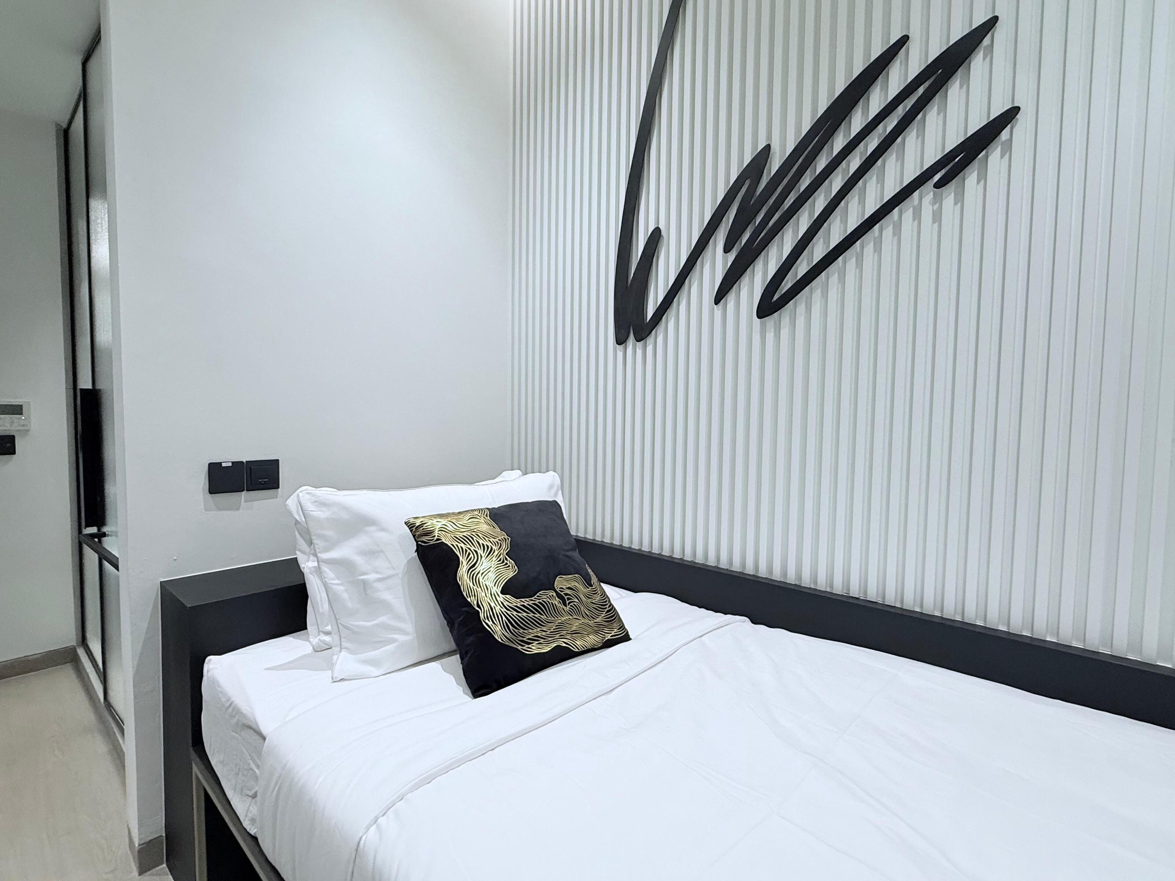 Habitació individual econòmica | Escriptori, espai de treball apte per a portàtils i wifi gratuïta 