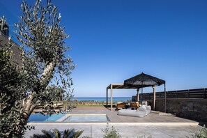 Et oppvarmet basseng