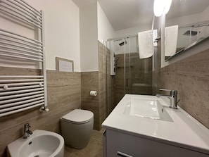Hair dryer, towels