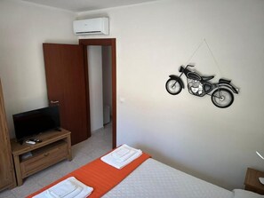 1 bedroom, Internet, bed sheets - Andromeda  Rooms Otranto (Otranto)