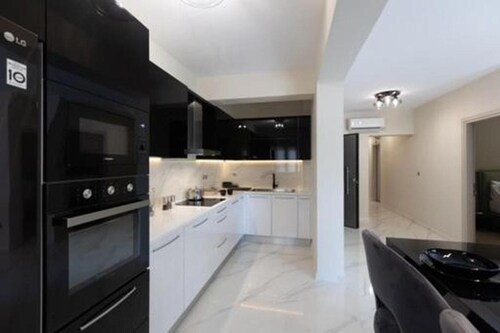 Black Diamond Residence, Apartment