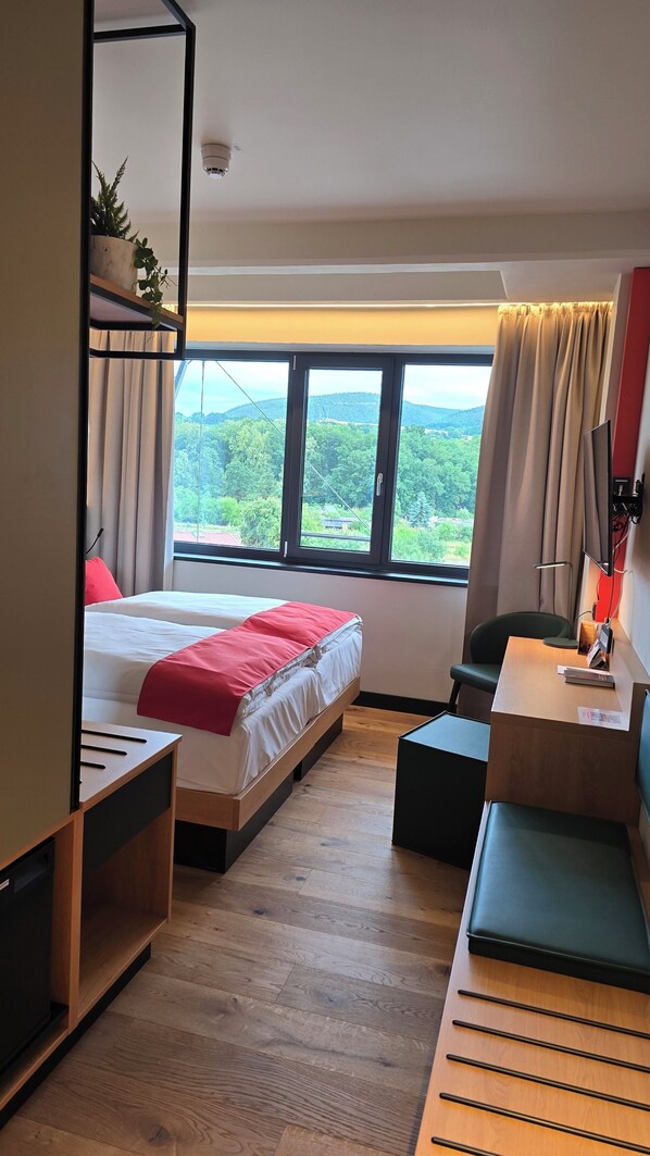 1 bedroom, premium bedding, Select Comfort beds, minibar