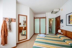 1 dormitorio, Internet, ropa de cama