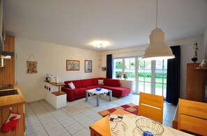 Fernseher, Stereoanlage