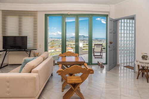 Fagias Luxury Apartment