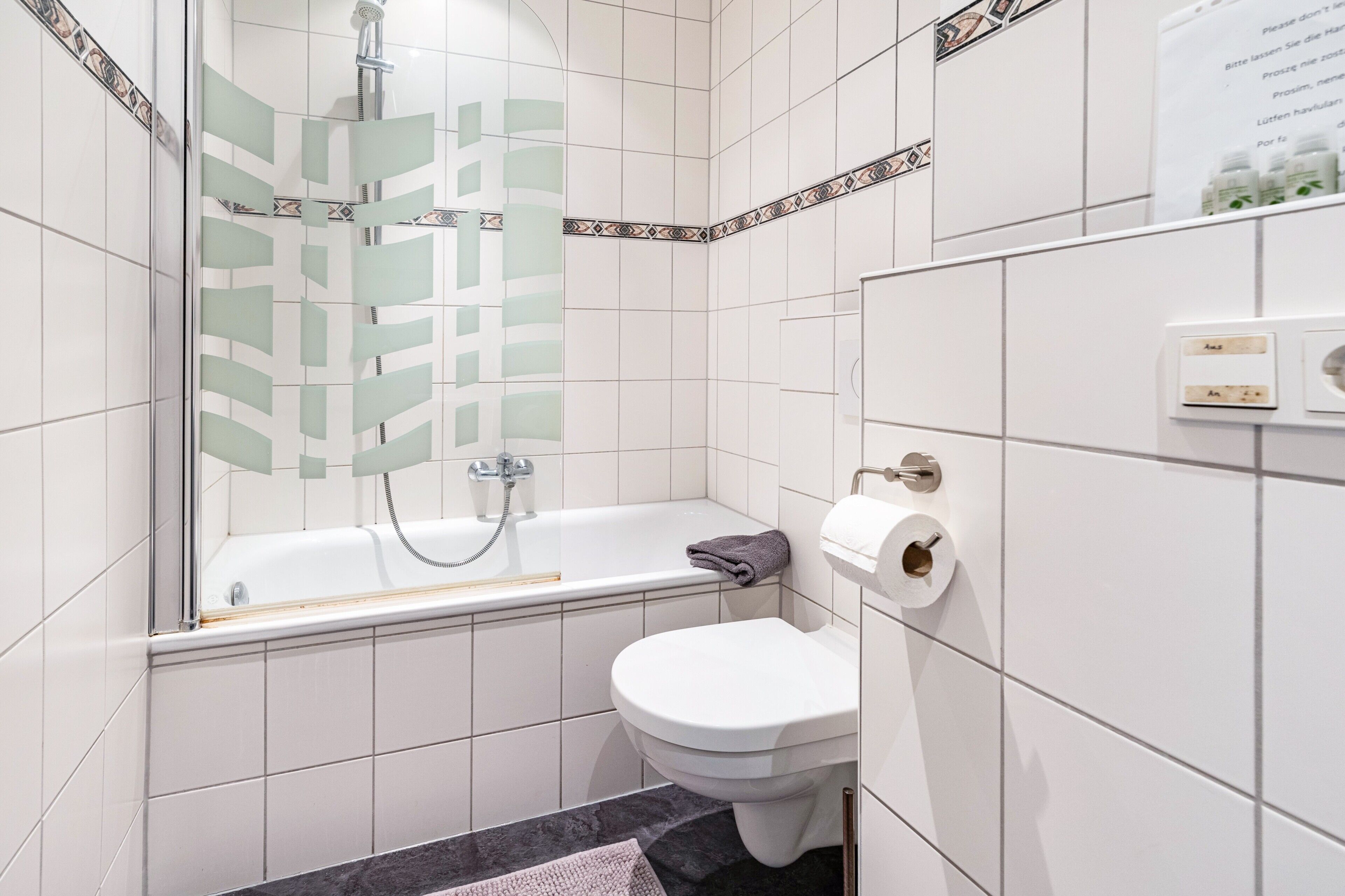 Douche, serviettes fournies