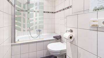 Douche, serviettes fournies