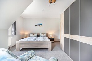 2 habitaciones, tabla de planchar con plancha y wifi gratis 