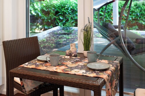 Holiday Home 'Strandhus 22' with Sea View, Private Terrace and Wi-Fi