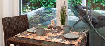 Ferienhaus 'Strandhus 22' mit Meerblick, privater Terrasse und Wi-Fi