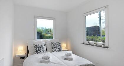 Apartment 'Oase' with Mountain View, Private Garden and Wi-Fi