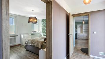 2 habitaciones, wifi gratis y ropa de cama