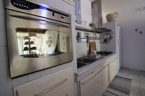 Villa, 2 Schlafzimmer, Raucher, Gartenblick | Eigene Küche