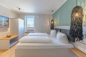 2 Schlafzimmer, Reisekinderbett, kostenloses WLAN, Bettwäsche