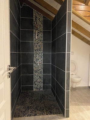 Savon, papier toilette