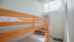 3 間睡房、熨斗/熨衫板、免費 Wi-Fi、床單