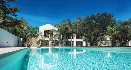 Casa Kita with shared pool - My Rental Homes