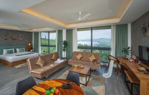Plantation Retreat Suite | 1 bedroom, in-room safe, blackout drapes, iron/ironing board - Elysian Vale (Peermade)