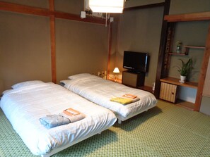 Standard Twin Room, River View