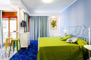 2 chambres, fer et planche à repasser, lit parapluie, Wi-Fi gratuit