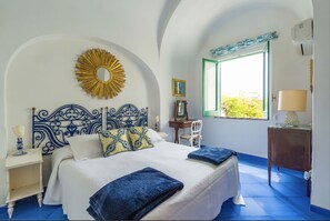 3 makuuhuonetta, silitysrauta/-lauta, vauvan matkasänky, ilmainen Wi-Fi