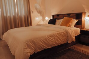 Family House | 4 bedrooms, free WiFi - Spacious 4-bedroom with a pool (Athi River)