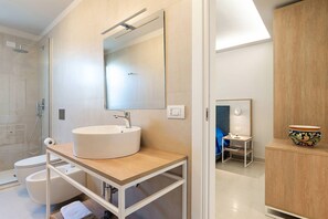 シャワー、ビデ