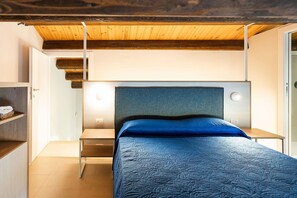 5 室のベッドルーム、旅行用ベビーベッド、WiFi (無料)