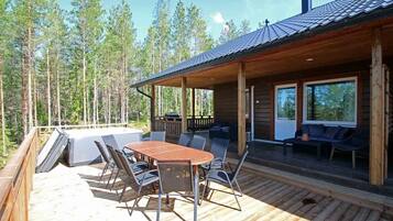 Ulkoruokailutilat