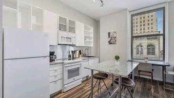 Fridge, microwave, oven, stovetop