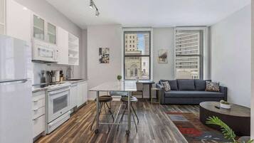 Fridge, microwave, oven, stovetop