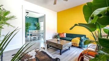 Smart TV, offices