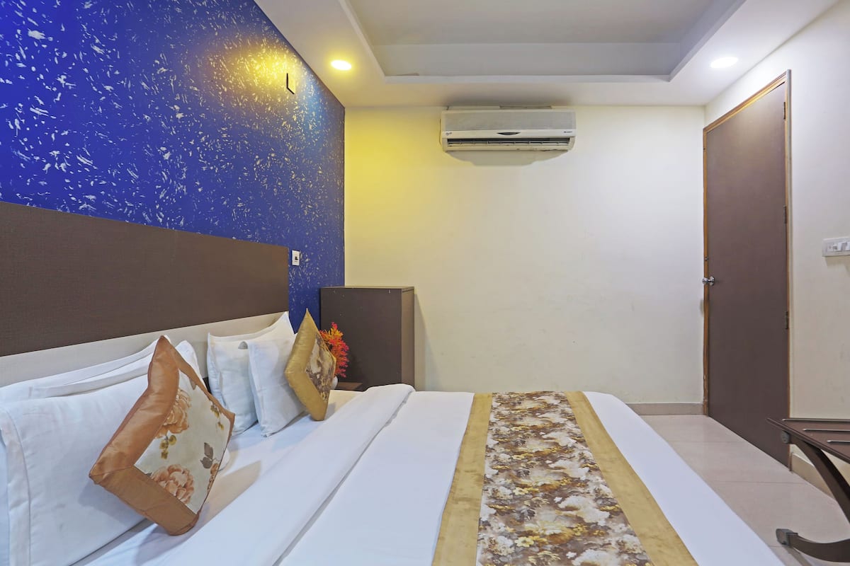Quarto casal superluxo, vista para o pátio | 1 quarto, cofres nos quartos, escrivaninha