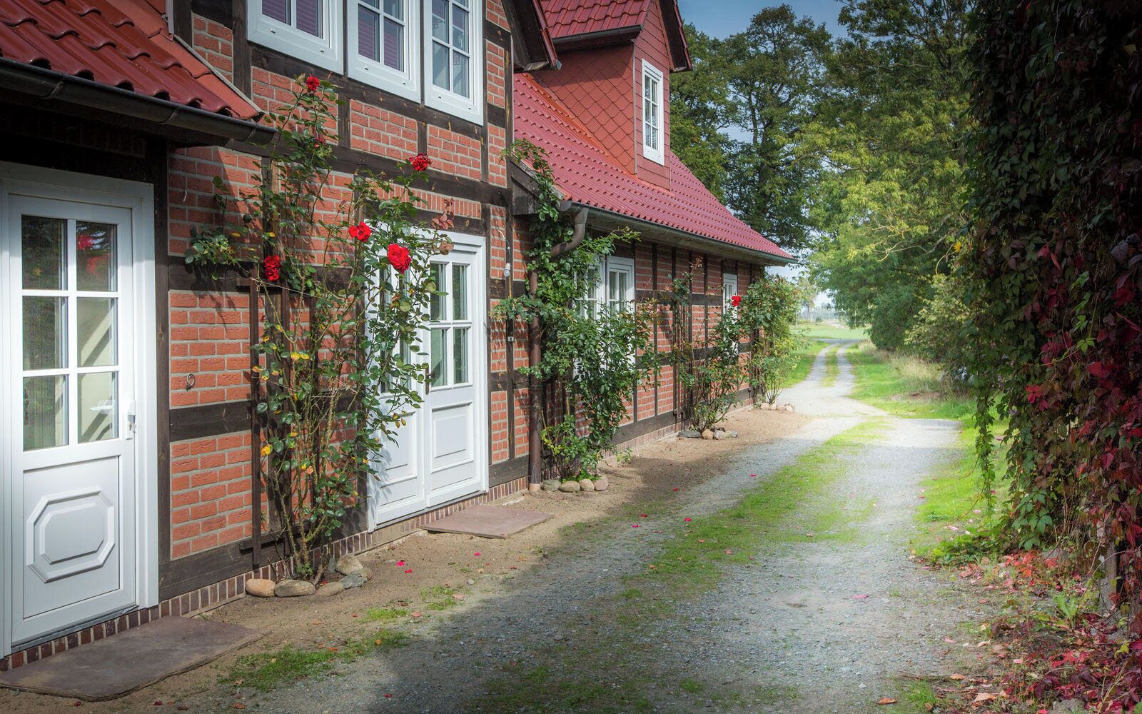 Mặt tiền nơi lưu trú