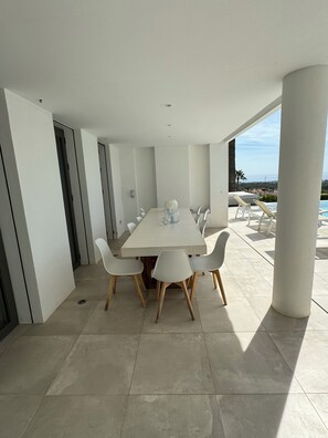 Servei de restauració a l'aire lliure